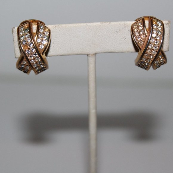 VINTAGE SIGNED CHRISTIAN DIOR GOLD TONE CLEAR RHINESTONE EARRINGS - Picture 1 of 7